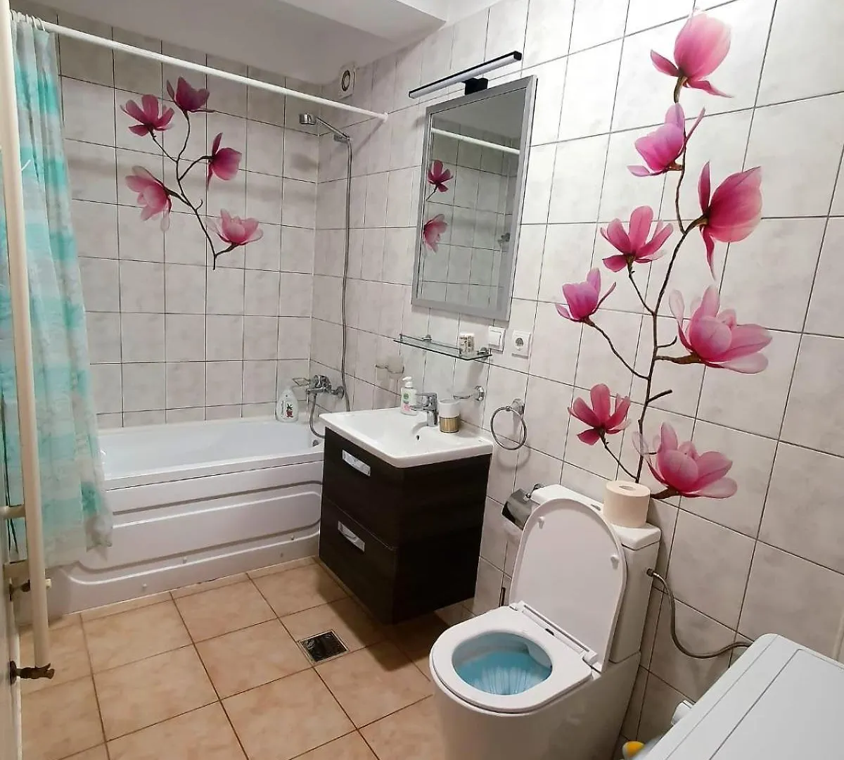 Apartment Centru Unirii Luxury VIP Apartment: Spacious 2-Room Stay with Heated Parking Bucharest